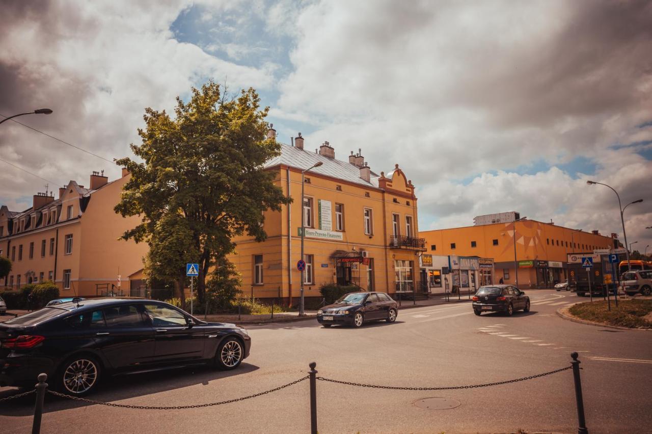 Nocleg W Krosnie Przy Kolejowej Krosno Kültér fotó